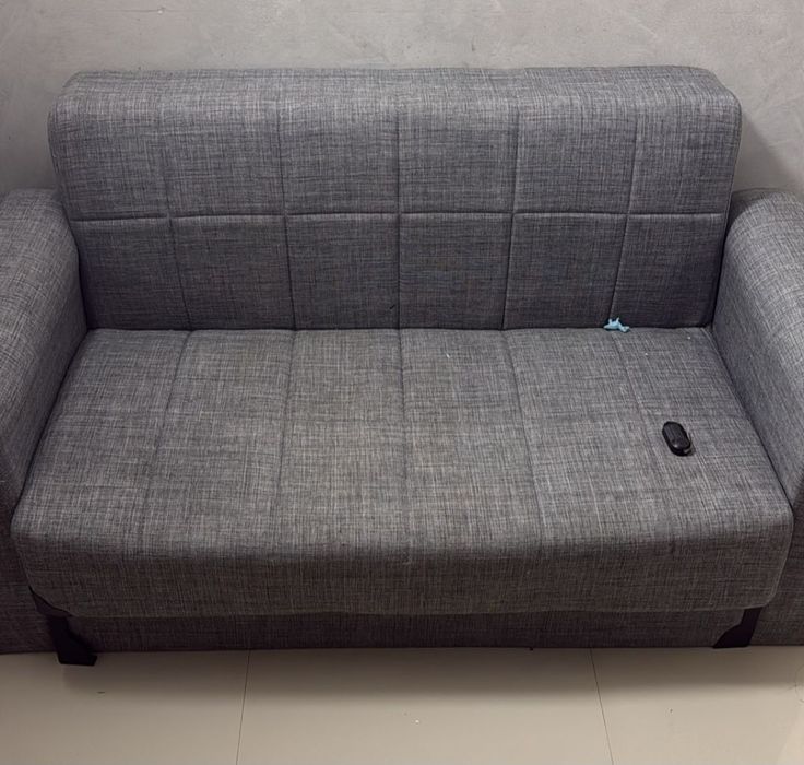 Canapea pentru doua persoane