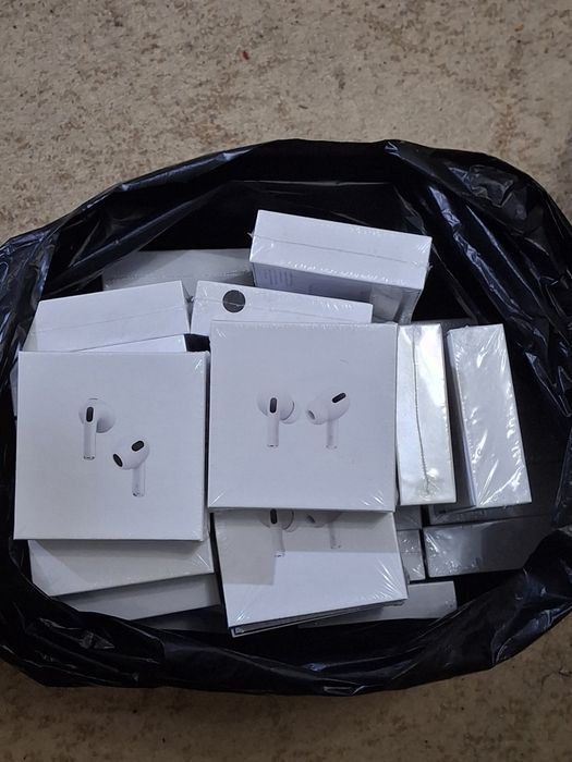 Airpods 3 ( oq , qora rangli) Airpods pro (oq, qora rangli)