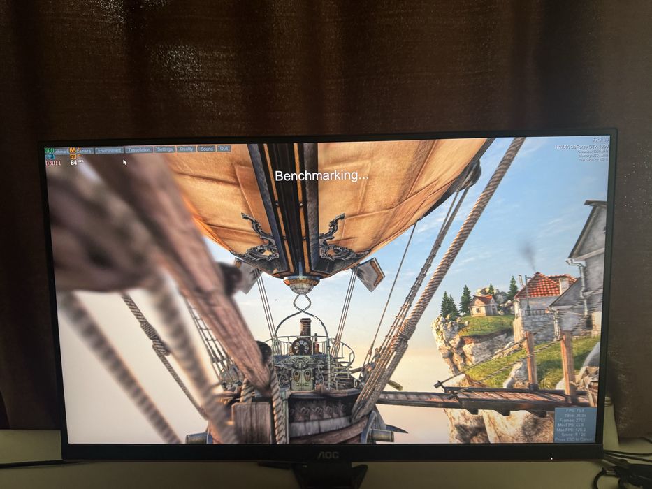 Компютър за офиса и лек гейминг Lenovo / i5 / GTX 1050 / 16GB RAM / SSD