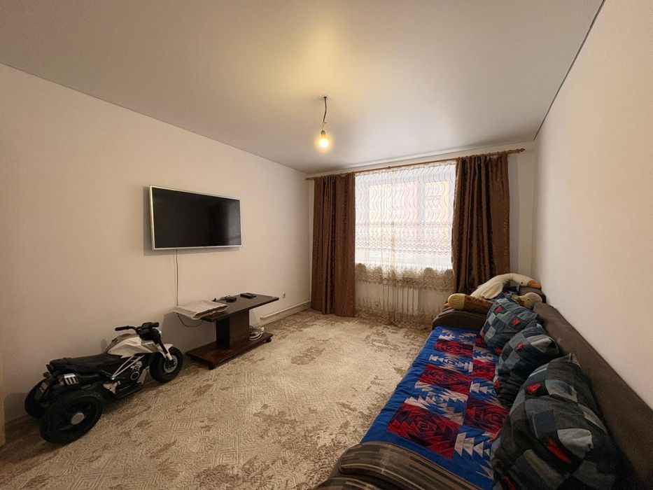 Продам 2х.эт. дом, 2005 года