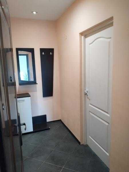 Дава се под наем Двустаен апартамент в Бургас, Възраждане - 65 кв.м за 306 € - Снимка #5