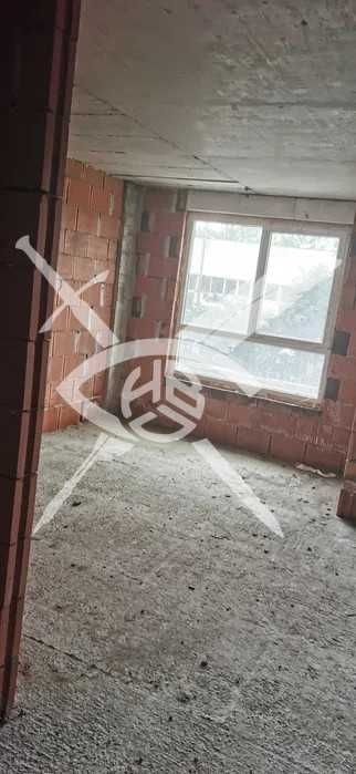 Продава се Двустаен апартамент в София, Хладилника - 72 кв.м за 1119 €/кв.м - Снимка #2