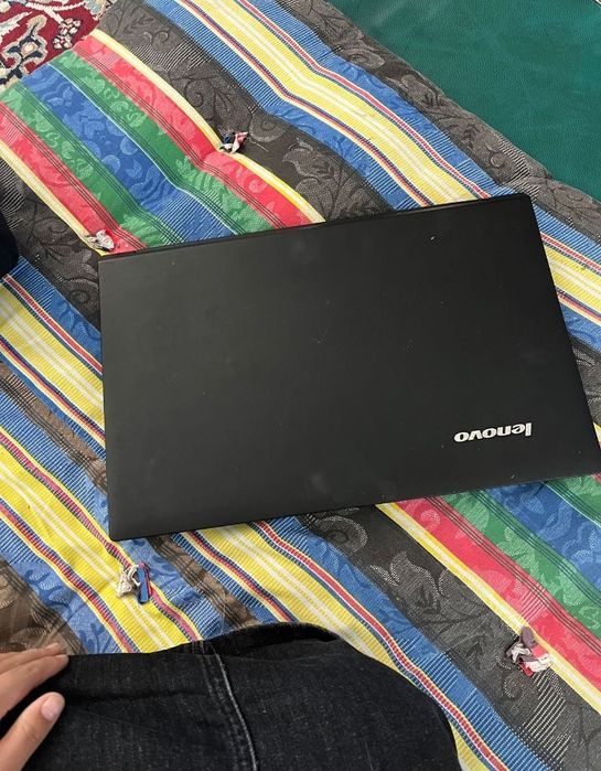 Ноутбуктер.  Жана