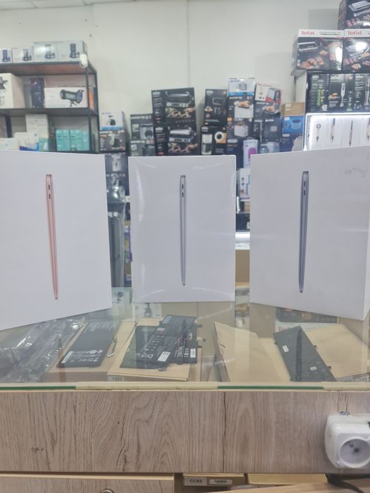 MacBookAir M1 yengi USA KB