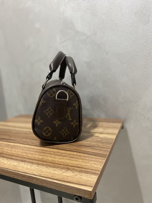 Geanta material moalw