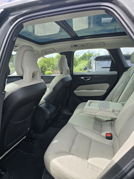 Volvo xc 60 (2018)