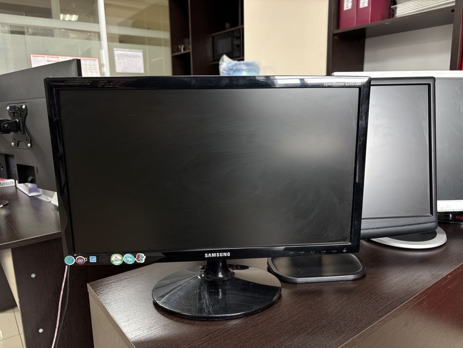 Мониторы Samsung и EMachines