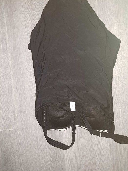 costum baie intreg