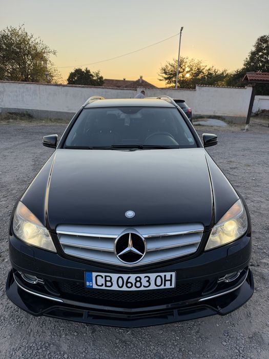 Продавам Mercedes-Benz C220 2009