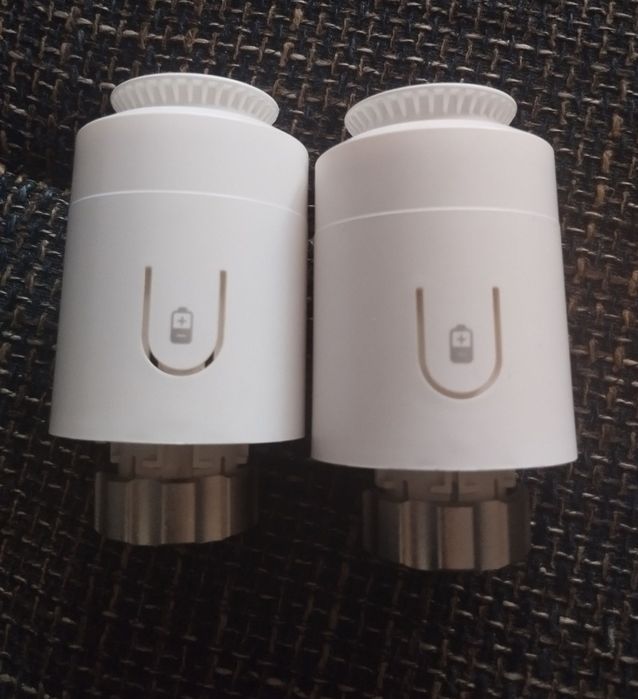Hama Smart termostat
Descriere WLAN Heating Control, 2 x Smart Radiato