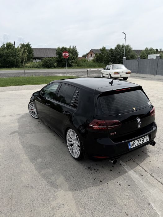 WV Golf VII GTI Performance Black