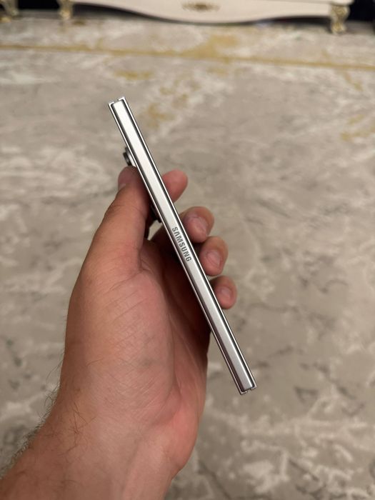 Samsung Galaxy Z Fold 7 Silver