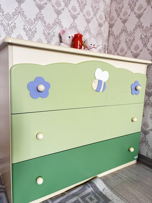 Продам комод произ Россия материал дерево