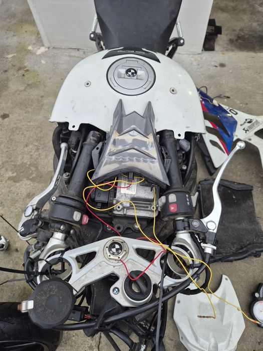 Bmw s1000rr на части