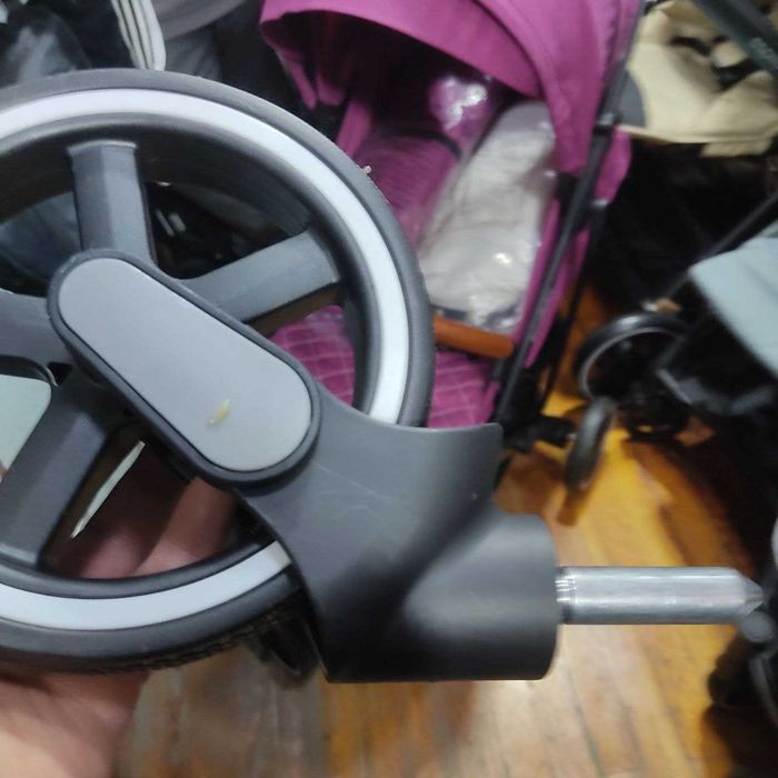 Продается Коляска прогулочная, детская