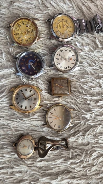 Продаю часы б/у разные