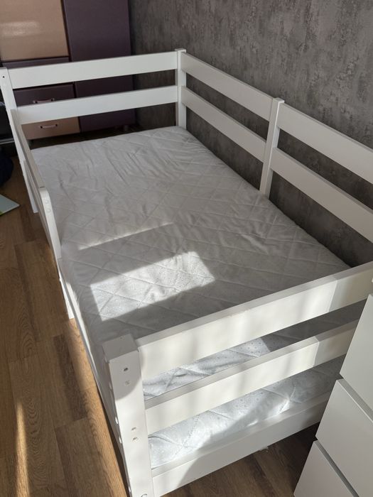 Продам подростковую кровать 80*160