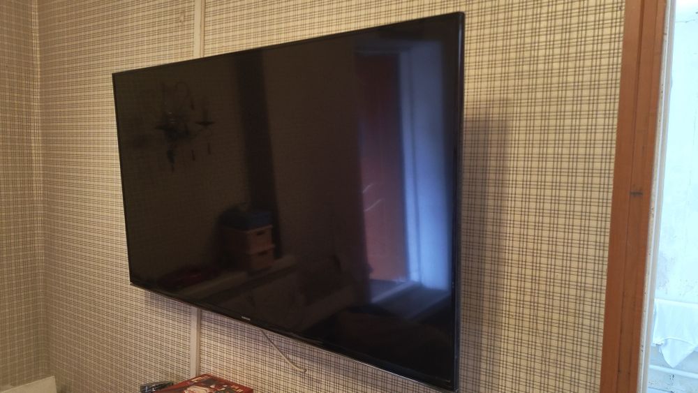 Продаю Smart TV Samsung UE48H6500AT