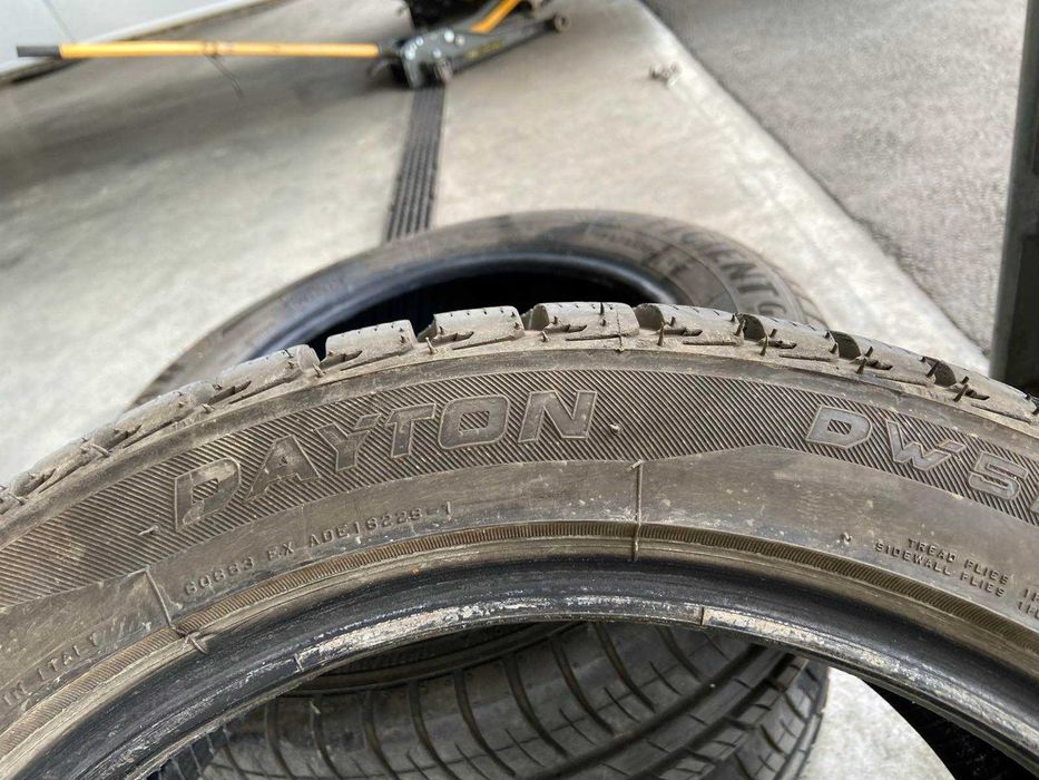 Гуми 225/45/17 (Летни Dayton и Зимни Dayton) + Стоманени джанти 17" 5х114.3 за Nissan/Honda