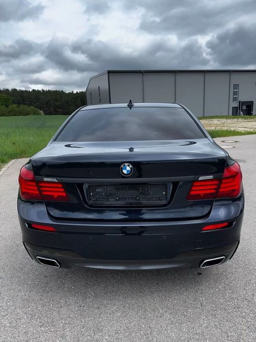 BMW 740 xdrive M schimb motoare foarte mari