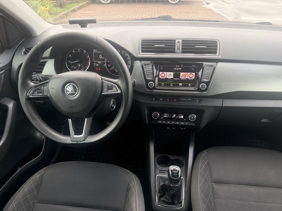 SKODA Fabia 2015 — imagine 3