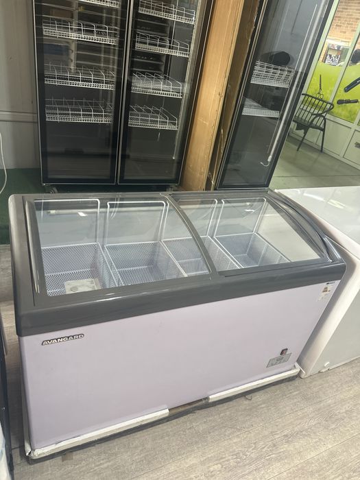 Морозильники витринные со склада