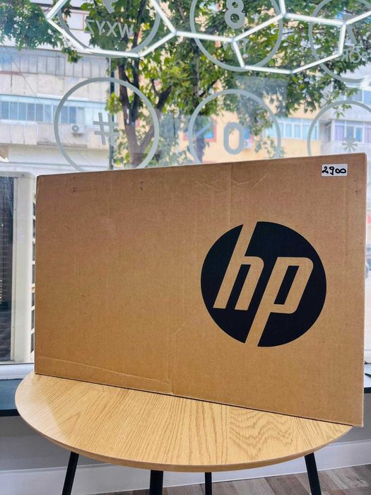 HP Laptop 17-cp3001sl, AMD Ryzen 7-7730U, RAM 16GB, SSD 512GB - Nou