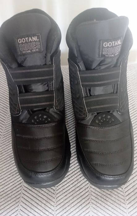 Кроссовки зимние