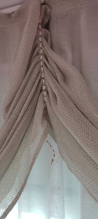 Драперия от мрежа със сребърени нишки