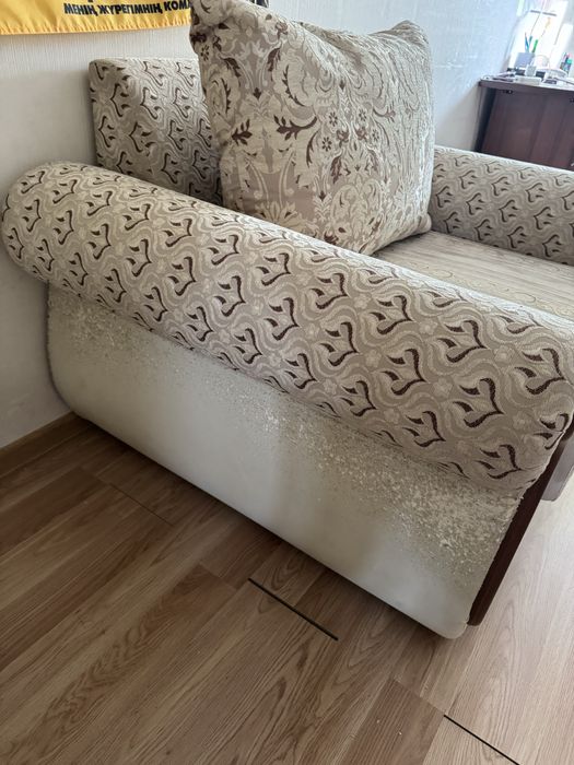 Продам кресло бу