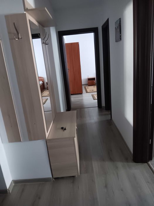 Inchiriez ap.2 camere decomandate et.1 recent renovat Sibiu