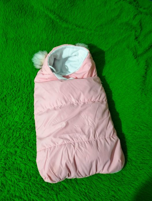 Продам утеплённый конверт для малышки