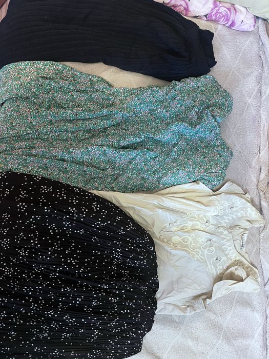 Обувь, вещи, куртки б/у   бесплатно