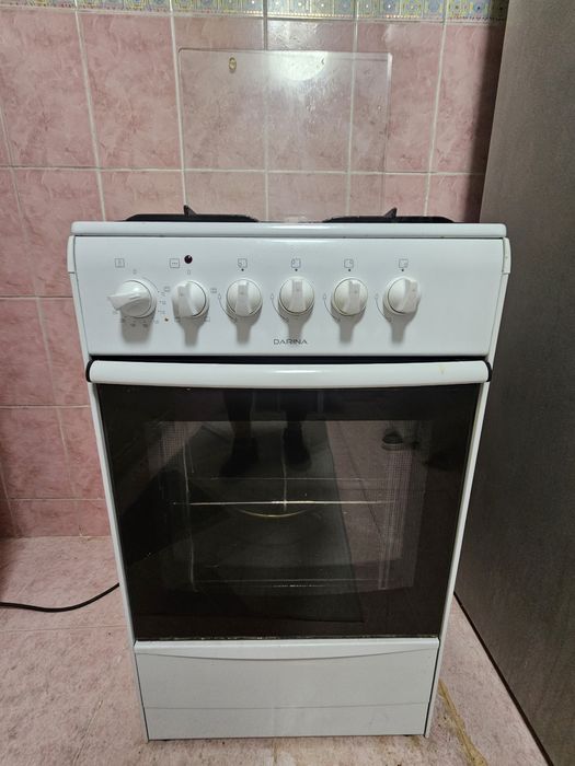 Продам газ плиту