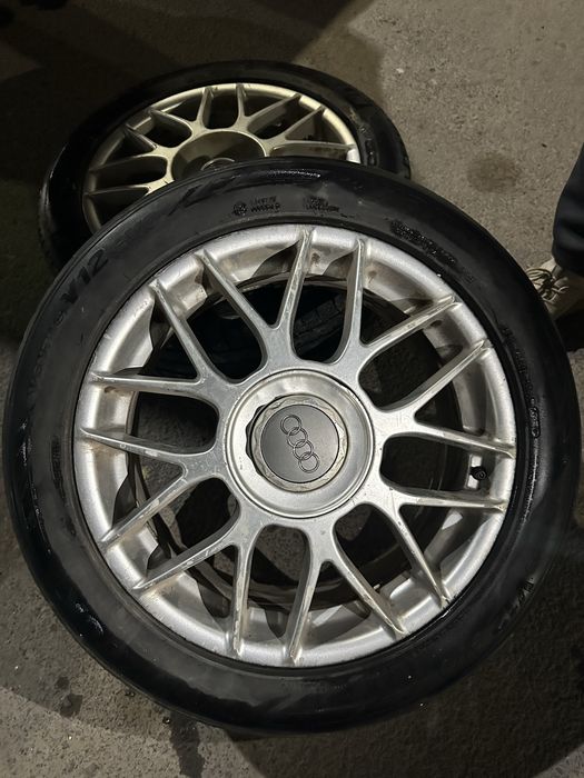 Титановые диски Audi 17R с шинами.