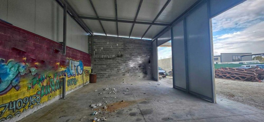 Дава се под наем Склад в Асеновград - 100 кв.м за 800 € - Снимка #1