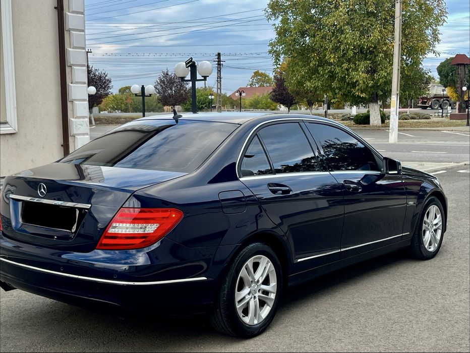 Mercedes C220 an 2012 avangarde eur 5