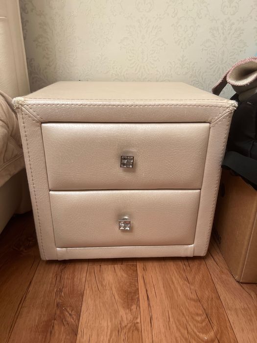 Кровать двуспальная