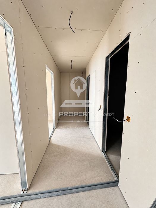 Продава се Тристаен апартамент в Банско - 90 кв.м за 1305 €/кв.м - Снимка #1