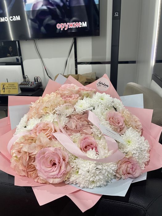 Продаются цветы срочно