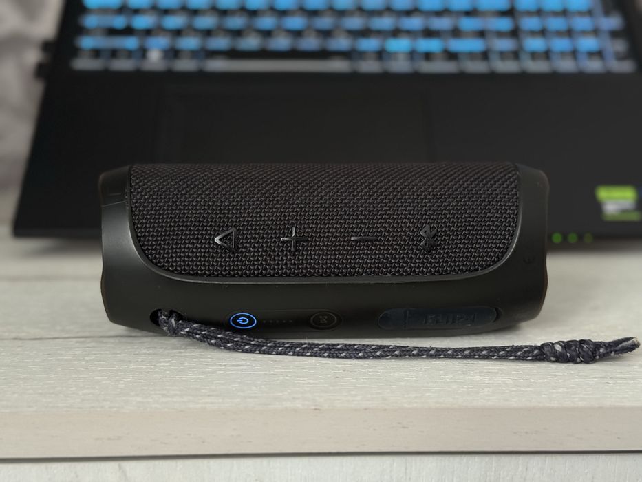 Продам JBL FLIP 4