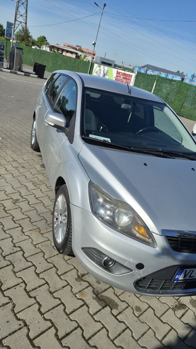 De vanzare ford focus 2010