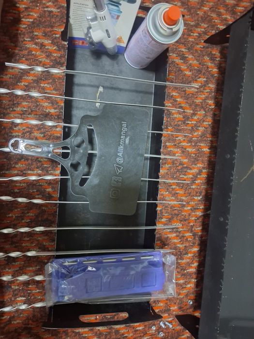 Shashlik qo'ra kanpolekt 6 tasi 1ta 200.00