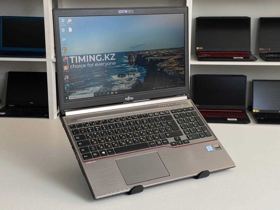 Ноутбук для учебы и работы Fujitsu LifeBook E756 - i7-6500U/8GB/256GB