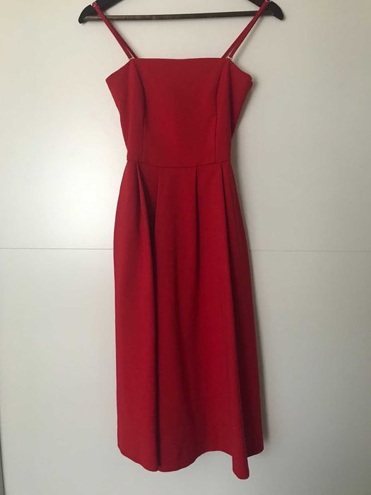 Червена официална рокля MOHITO