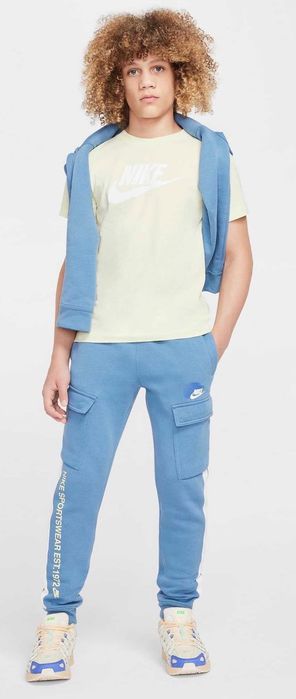 Nike долнища XL(158-170 см)
