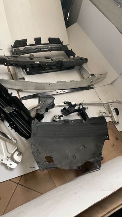 Ememente tragar panou fata  BMW seria 5 G30 G31 grila carenaj senzor