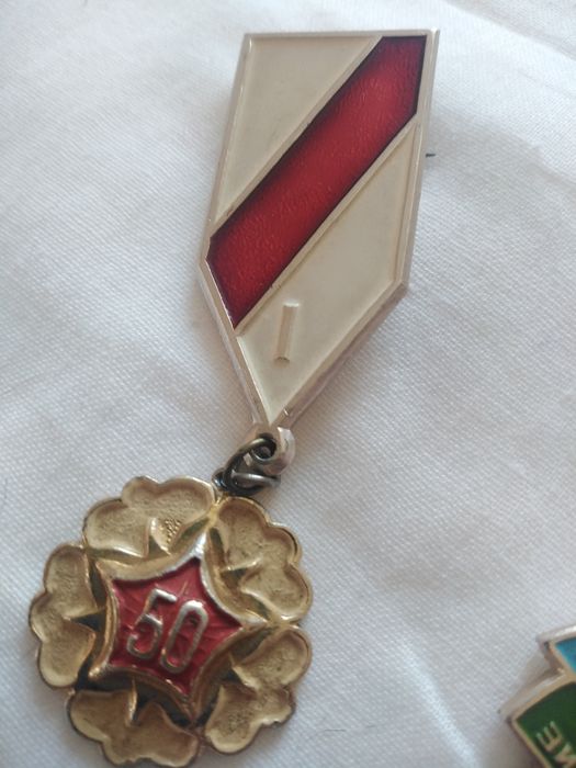 Продам Значки СССР