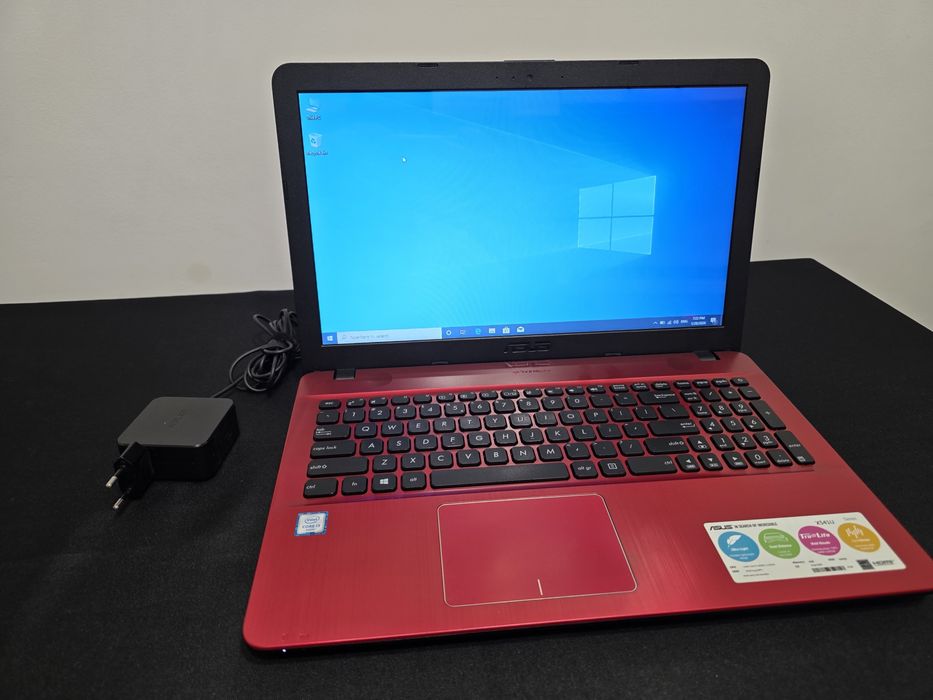 Vand Laptop ASUS X541U I3