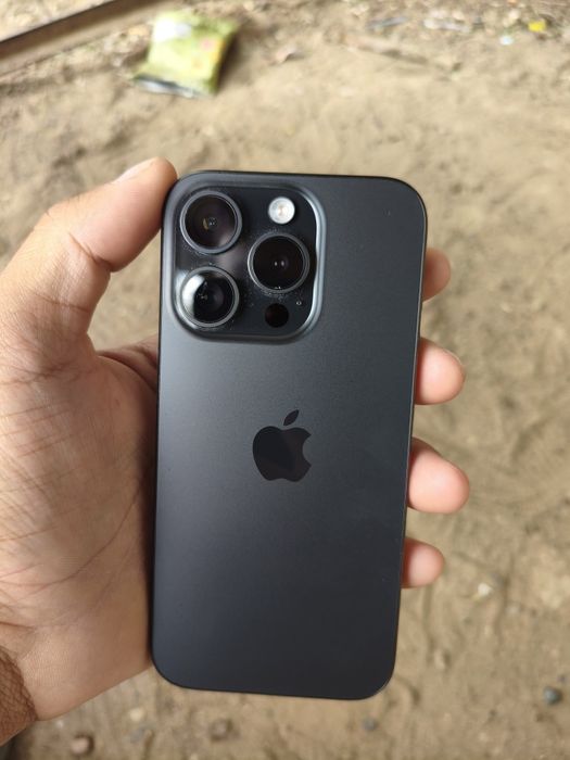Продам iPhone 15 pro  128 gb